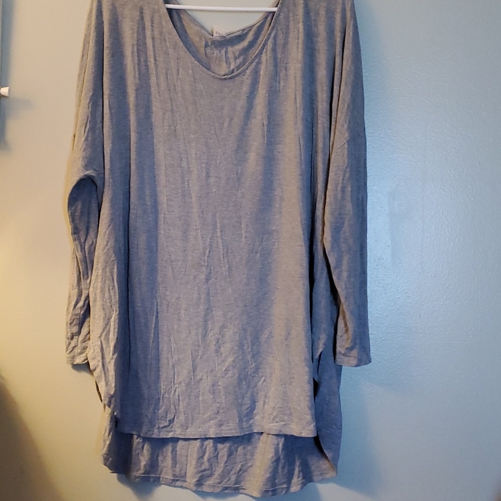 Womans long sleeve shirt